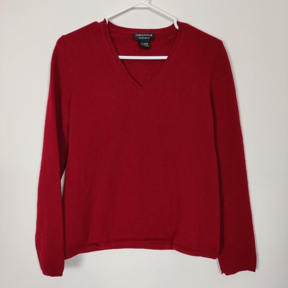 Lord & Taylor Women's 100% Cashmere V-neck Red Sweater Size Medium Quiet Luxury - Picture 2 of 8